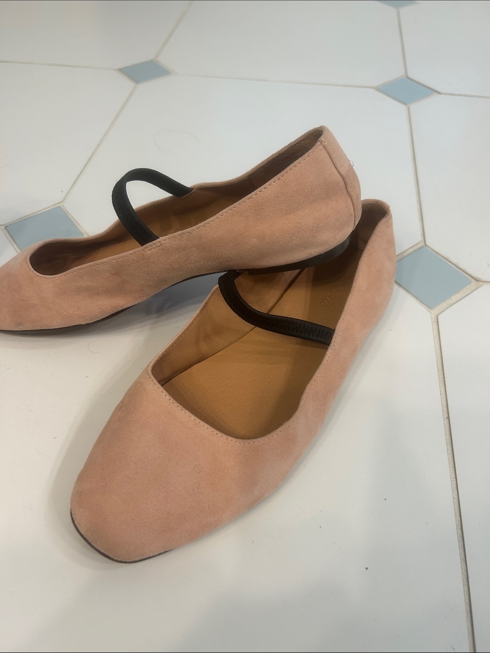 Madewell Blush Suede Mary Jane Flats with Black Strap - Picture 2 of 3